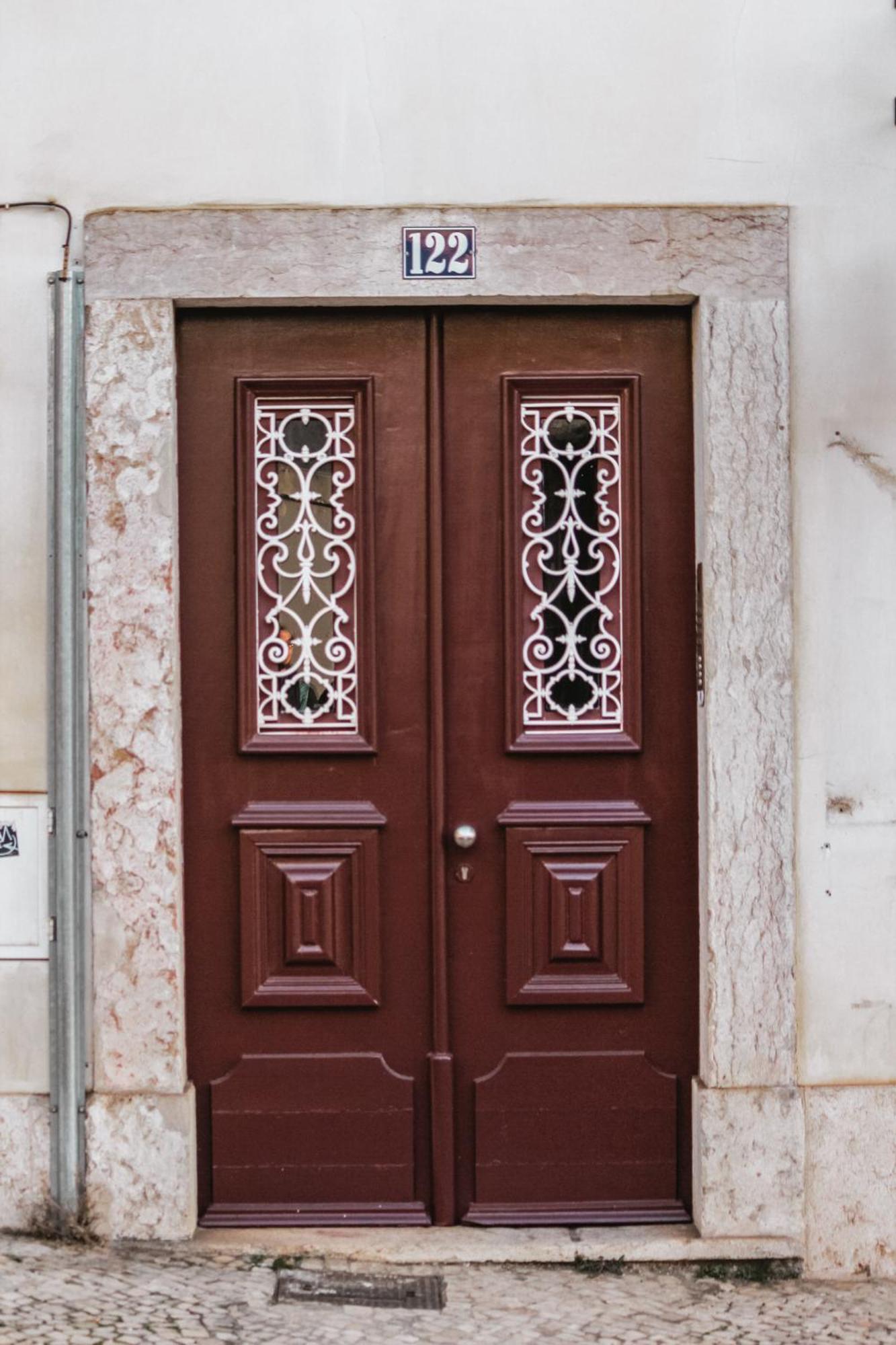 Joivy Elegant 2Br Apt Nearby Tram 28E Stop - Portas Sol Lisbon Exterior photo